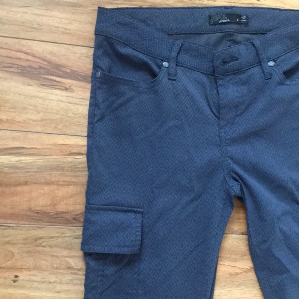 Prana meme pants